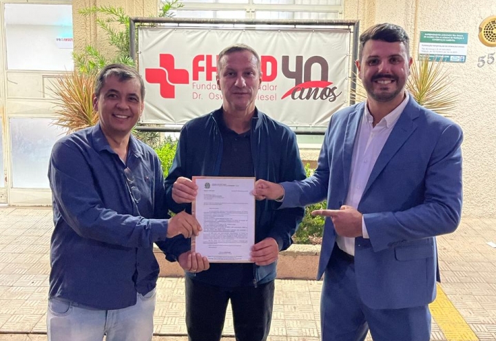 Foto A doao significativa de 700.000,00 reais para a substituio do telhado.