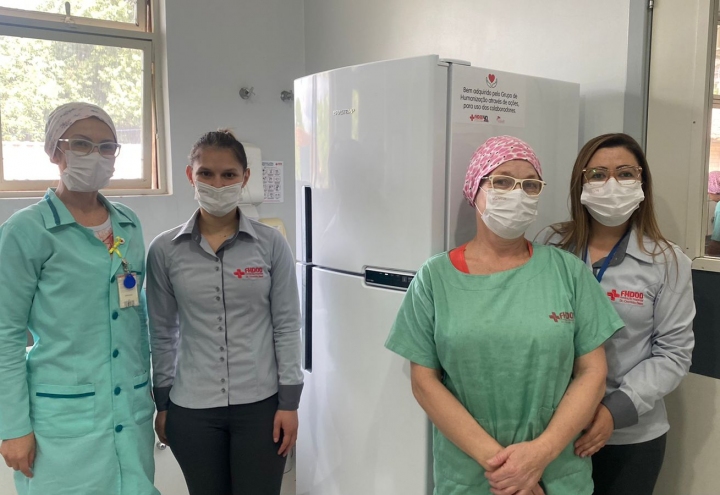 Foto Grupo de Humanizao adquire geladeira